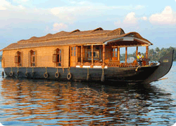Kerala Backwaters Cruise Tour Packages